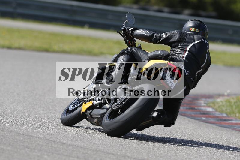 /Archiv-2025/09 22.04.2025 Cornu Master School ADR/rot-rouge/41